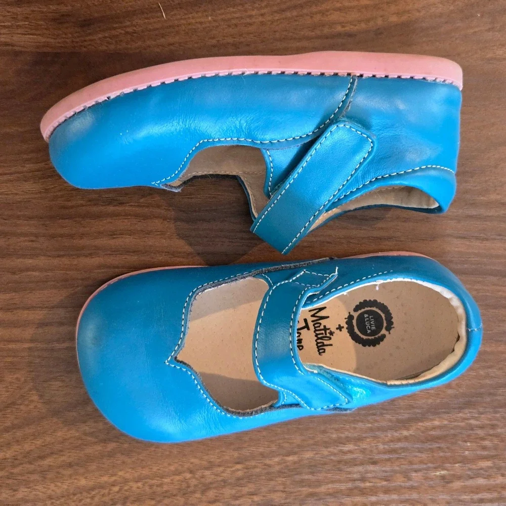 Livie & Luca Matilda Jane Blue Leather Mary Jane Shoes Scallop Heart Girls 9c